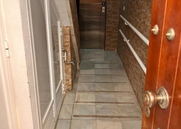 Centrico Hercules Apartamento Cádis